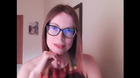 Snapshot of eva_cutesmile chatting on June 2026 07:05:01 PM Eva online show from June 2026 07:05:01 PM