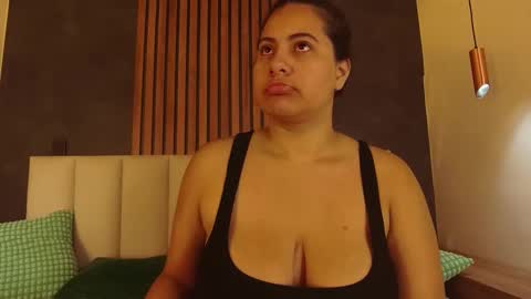 EVA DAEMON  online show from November 2025 11:34:01 AM