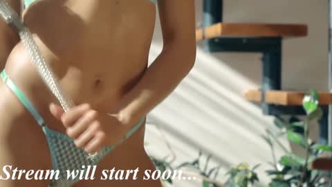 Eva online show from December 2025 06:36:02 PM