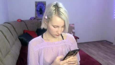 Snapshot of eva_forrest chatting on January 2025 06:46:01 PM eva_forrest online show from January 2025 06:46:01 PM