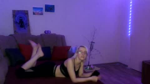 Snapshot of eva_forrest chatting on February 2025 03:52:01 AM eva_forrest online show from February 2025 03:52:01 AM