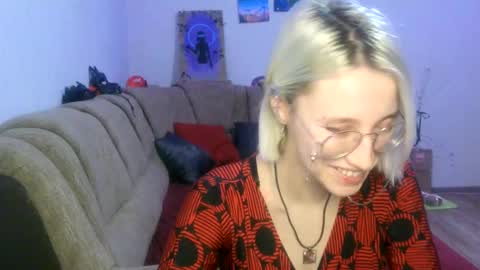 Snapshot of eva_forrest chatting on February 2025 03:19:02 PM eva_forrest online show from February 2025 03:19:02 PM