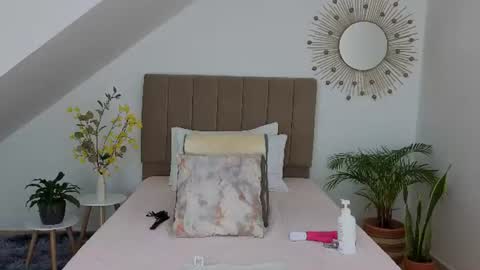 eva_fox43 online show from July 2026 11:40:02 PM