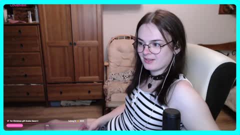 Snapshot of eva_katt chatting on December 2024 09:09:02 PM Gamer Katt online show from December 2024 09:09:02 PM