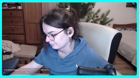 Snapshot of eva_katt chatting on January 2025 03:02:01 PM Gamer Katt online show from January 2025 03:02:01 PM