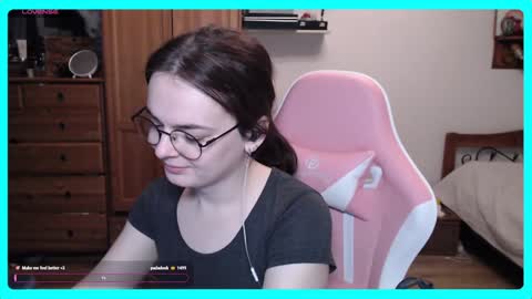 Snapshot of eva_katt chatting on February 2025 02:13:02 PM Gamer Katt online show from February 2025 02:13:02 PM