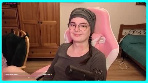 Snapshot of eva_katt chatting on September 2025 10:15:01 PM Gamer Katt online show from September 2025 10:15:01 PM