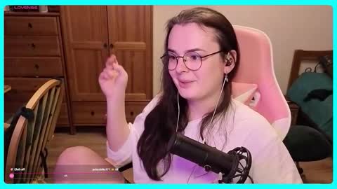 Snapshot of eva_katt chatting on October 2025 09:46:02 PM Gamer Katt online show from October 2025 09:46:02 PM