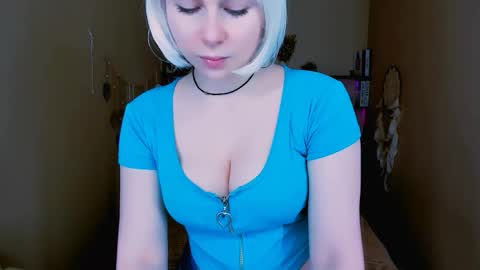 Snapshot of eva_lawrence chatting on October 2025 03:14:01 PM Eva online show from October 2025 03:14:01 PM