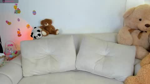 Eva   online show from March 2026 05:08:02 AM