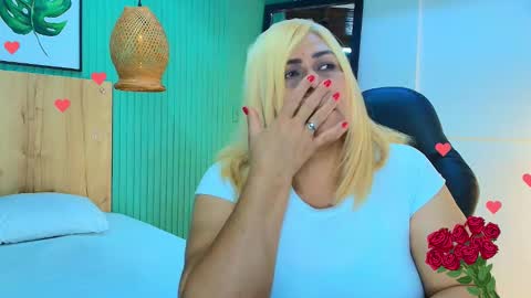 eva_love49 online show from February 2026 07:45:01 PM