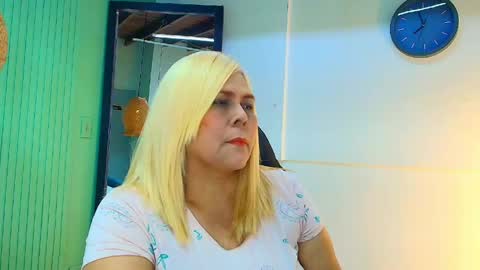 eva_love49 online show from March 2026 06:56:02 PM