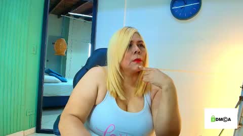 eva_love49 online show from March 2026 06:44:01 PM