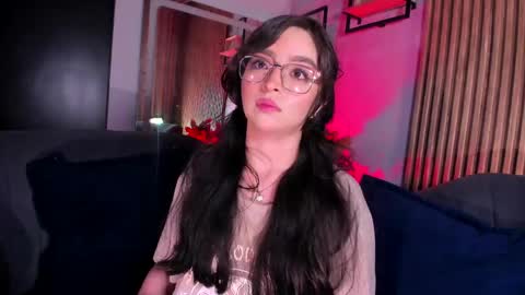 Angelinne online show from May 2026 03:12:01 AM