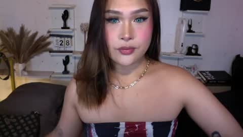Queen Eva Mazikeen online show from June 2026 07:42:01 PM