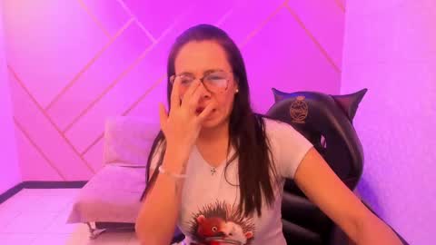 Snapshot of eva_mermaid chatting on September 2025 02:39:02 PM Eva online show from September 2025 02:39:02 PM