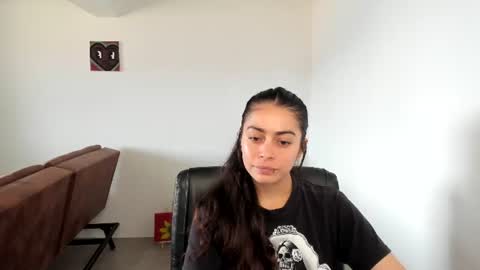 eva_monn online show from July 2026 05:23:01 PM