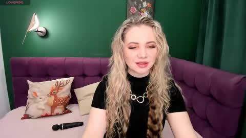 Eva 3 online show from March 2026 01:42:02 AM