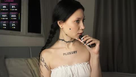 Eva online show from October 2025 03:35:02 PM