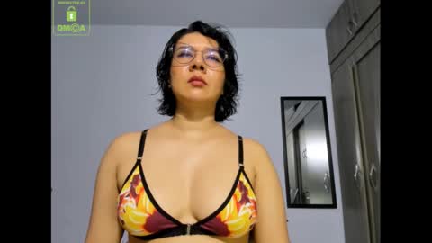 Snapshot of eva_rain01 chatting on February 2025 04:47:02 PM Eva online show from February 2025 04:47:02 PM