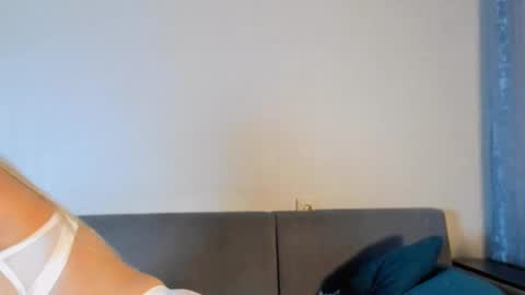 Snapshot of eva_re chatting on October 2025 07:07:01 AM Eva online show from October 2025 07:07:01 AM