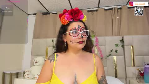 Eva  online show from October 2025 12:08:02 PM