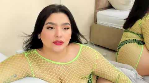 eva_saintt online show from September 2025 07:18:02 PM