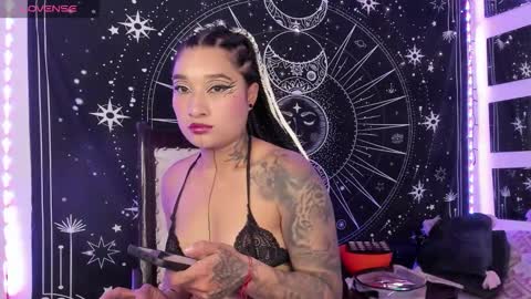 Eva  online show from September 2025 06:49:01 AM