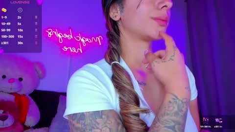 Snapshot of eva_shinee_ chatting on October 2025 11:10:01 AM Eva Shinee online show from October 2025 11:10:01 AM