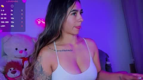 Snapshot of eva_shinee_ chatting on November 2025 11:20:01 AM Eva Shinee online show from November 2025 11:20:01 AM