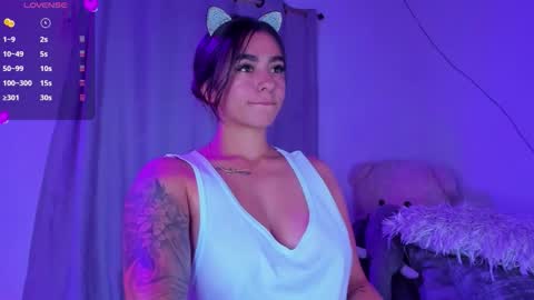 Snapshot of eva_shinee_ chatting on December 2025 10:49:02 PM Eva Shinee online show from December 2025 10:49:02 PM