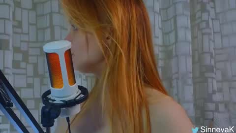 Snapshot of eva_sinn chatting on February 2025 07:38:01 PM Hi there i am Eva and i wish create a nice community with you so join my Ticket Show for more pleasure online show from February 2025 07:38:01 PM