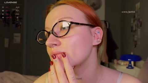 eva_swag online show from December 2025 04:36:01 PM