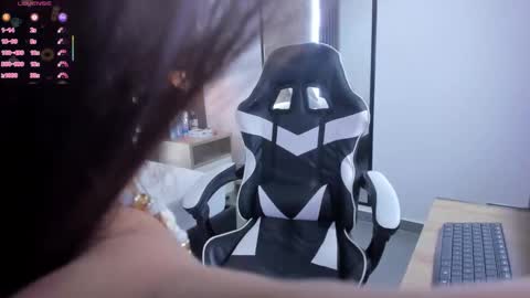 E V A  online show from February 2026 12:14:01 PM