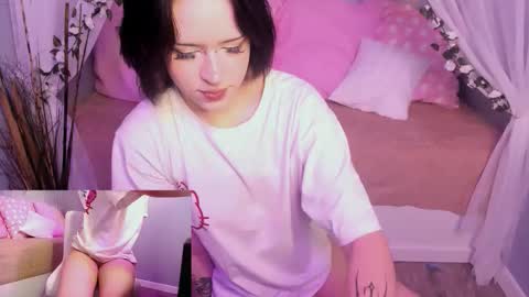 Snapshot of eva_teler chatting on February 2026 02:13:01 PM Ariel online show from February 2026 02:13:01 PM