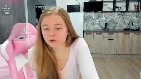 Eva online show from December 2024 05:25:01 AM