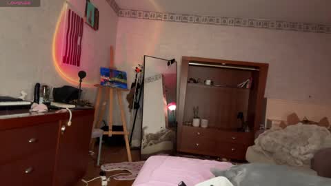 eva varnerr online show from May 2026 11:20:01 PM