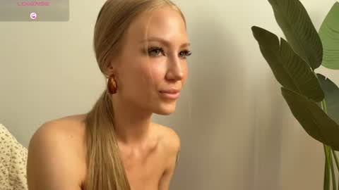 Hello Im Eva online show from June 2026 04:24:01 AM
