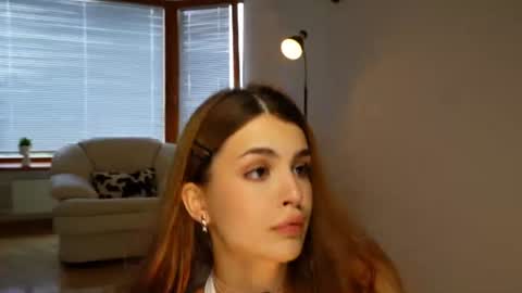 Hello my name is Eva its my first day here online show from June 2026 08:24:01 AM