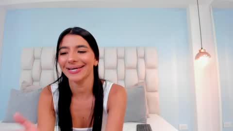 Snapshot of evaa__rose_ chatting on April 2026 06:46:02 PM Eva online show from April 2026 06:46:02 PM