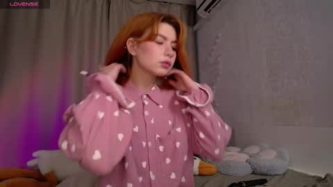 Snapshot of evaa_moonn_ chatting on September 2025 11:26:02 PM Eva online show from September 2025 11:26:02 PM