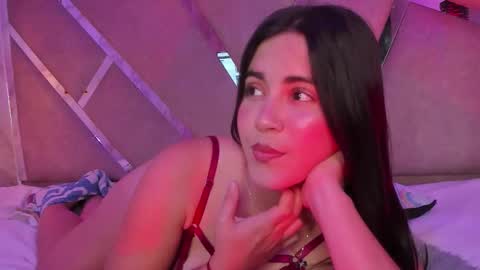 Snapshot of evabloom_ chatting on November 2025 10:08:02 PM EvaBloom online show from November 2025 10:08:02 PM