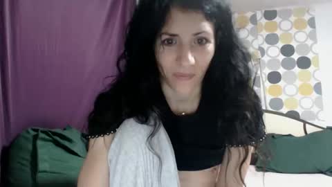 Snapshot of evacrisxxx chatting on November 2025 02:46:02 AM hornycrissyyourlove online show from November 2025 02:46:02 AM