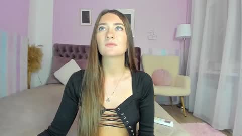 Snapshot of evalaniss chatting on September 2025 06:35:02 AM Eva online show from September 2025 06:35:02 AM