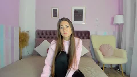 Snapshot of evalaniss chatting on October 2025 04:40:01 AM Eva online show from October 2025 04:40:01 AM