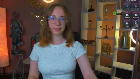 Snapshot of evalora_vei chatting on June 2026 06:01:01 AM evalora online show from June 2026 06:01:01 AM