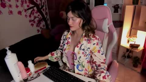 evalouisex_ online show from May 2026 09:11:02 PM