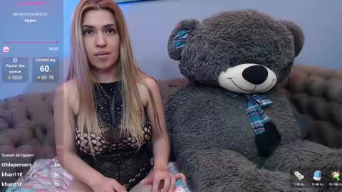 Snapshot of evaloviaa_ chatting on February 2025 05:37:02 PM Eva online show from February 2025 05:37:02 PM