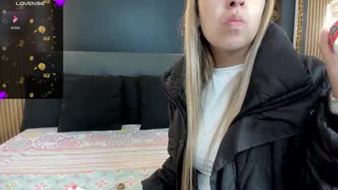 Snapshot of evaloviaa_ chatting on February 2026 01:29:02 PM Eva online show from February 2026 01:29:02 PM