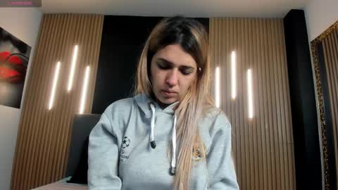 Snapshot of evaloviaa_ chatting on March 2026 01:28:02 PM Eva online show from March 2026 01:28:02 PM